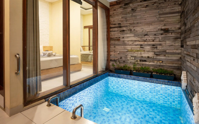 Paisa Seminyak Living