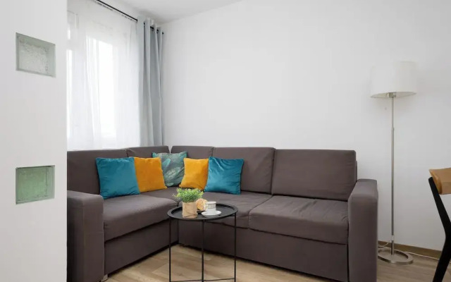 Apartment Near Airport Warsaw by Renters