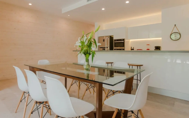 Oceana-134 by Playa District