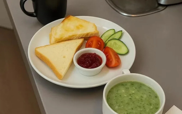 Eagle Town Service Apartment