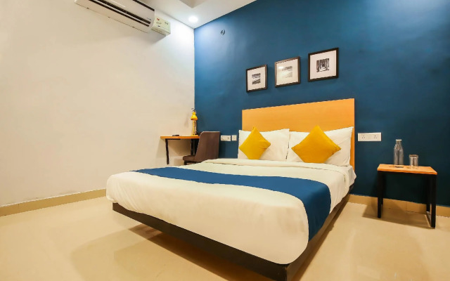 SilverKey Executive Stays 39656 Sector 7 Vrindavan Colony