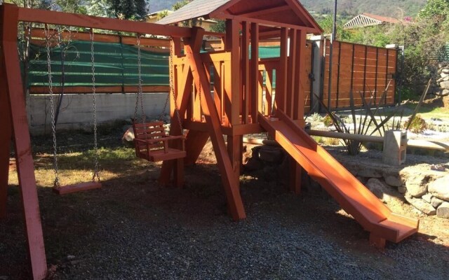 Casa con Piscina en Olmue