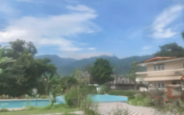 Residences by RedDoorz near Taman Safari