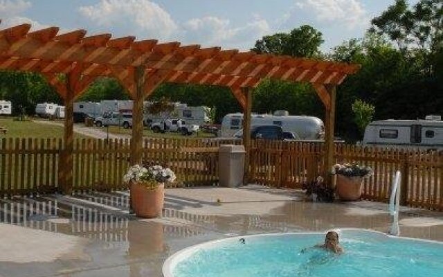 Black Bear Cove Lodge