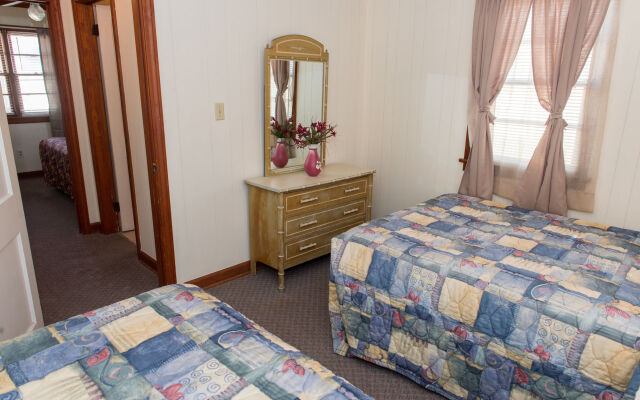 Oceanside Court by Kees Vacations