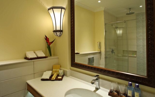 Sarova Whitesands Beach Resort & Spa