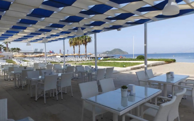 Ladonia Hotels Luna Beach Resort