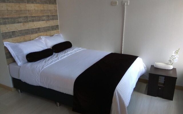 Beautiful Apartmentsuite With The Best Location In Medellin Free Wi-fi