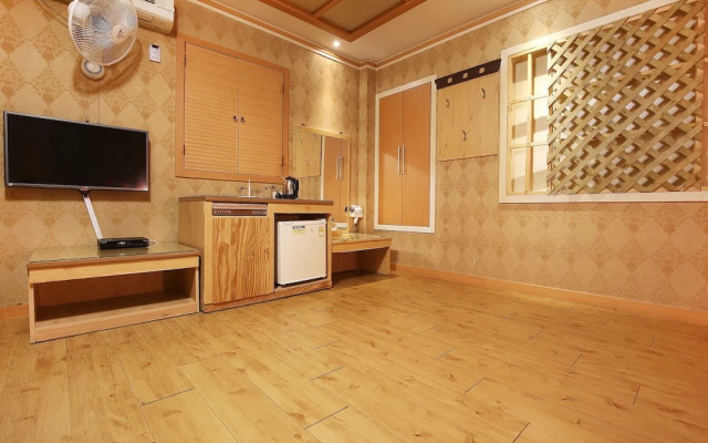 Hotel Laglas Asan Branch