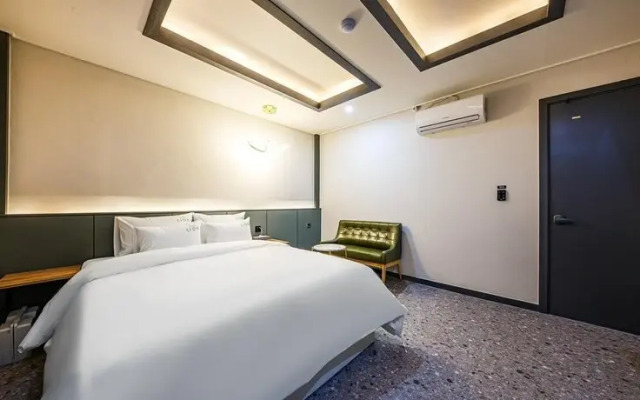 Hotel Lion