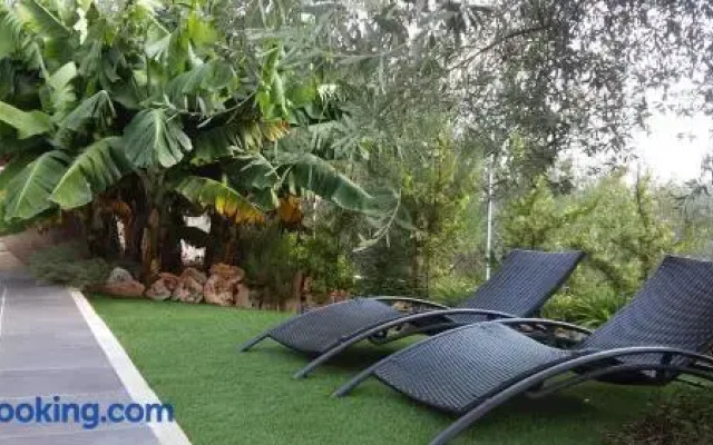 Valencia Grove Villa