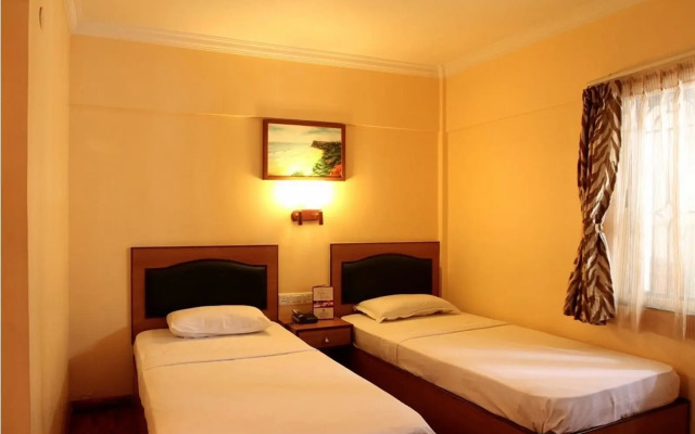 Nahar Manchester Inn