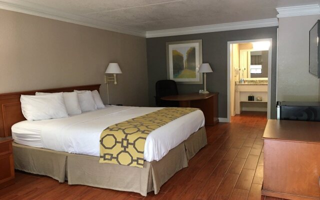 Casa Bella Inn & Suites Extended Stay