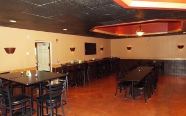 Ramada Morgantown Hotel & Conference Center