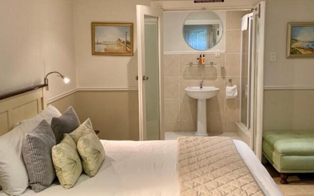 Fifth Avenue Beach House