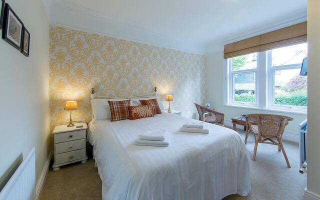Woodside Guest House