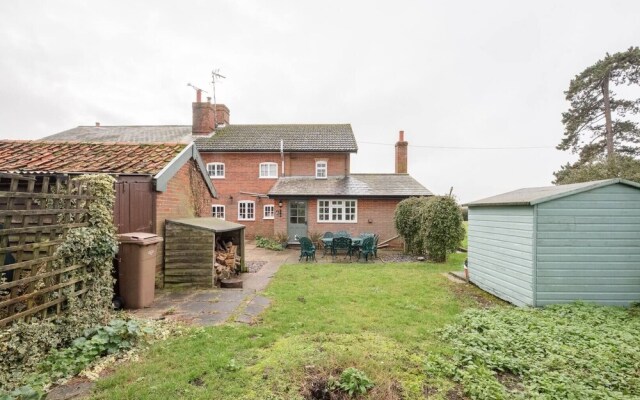 46 Ivy Cottage