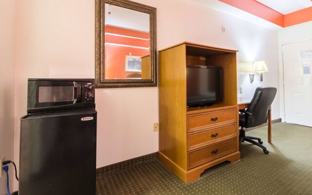 Motel 6 Alvarado, TX