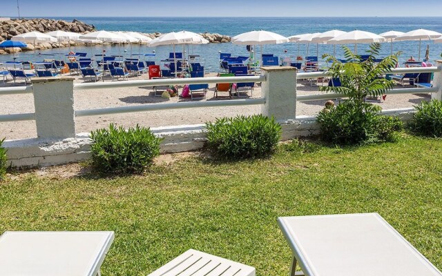 Baia Marticana Residence Hotel