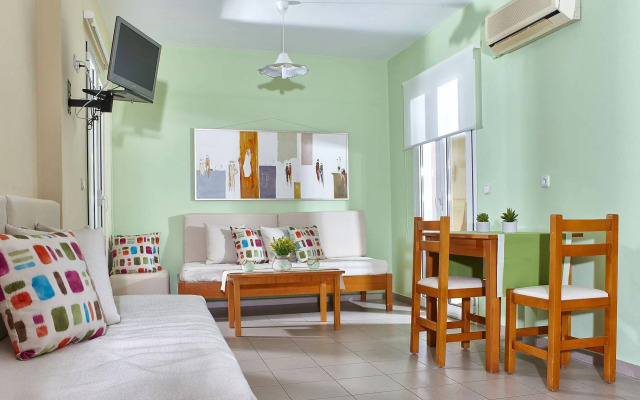 Everest Apartments