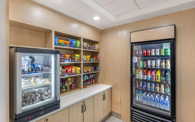 Country inn & Suites by Radisson Bolingbrook, I-55