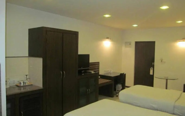 Shilton Residence Hotel