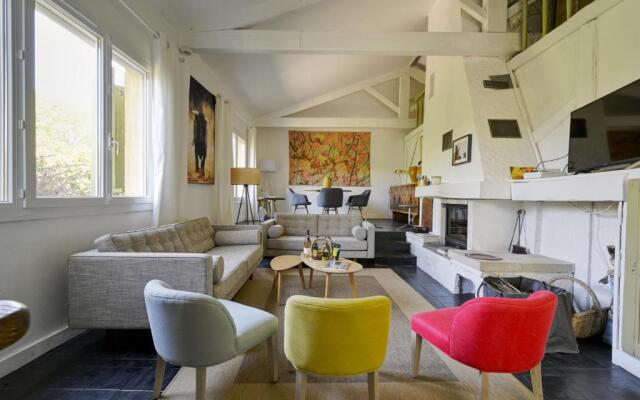 Maison Mas-Blanc-des-Alpilles, 7 pièces, 8 personnes - FR-1-599-9