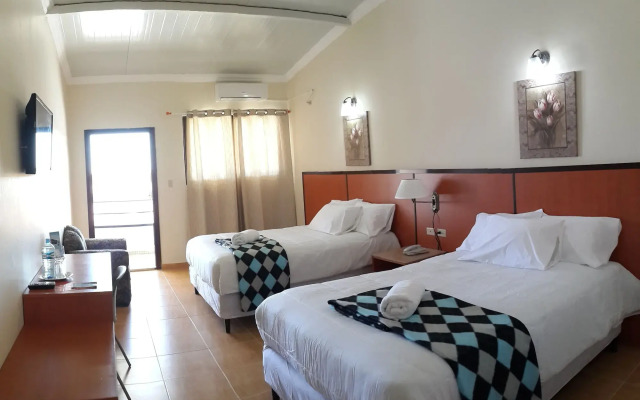 Express Inn Coronado Hotel & Camping