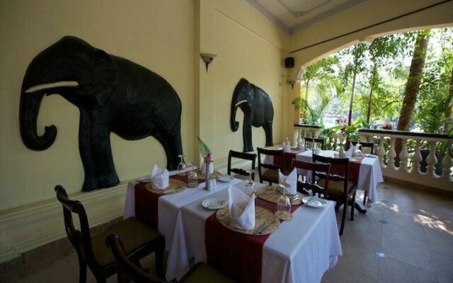 Terrasse des Elephants Hotel & Restaurant