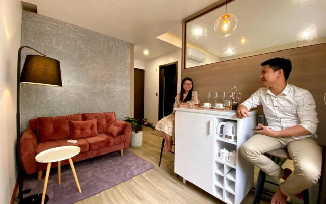 Hue Crown Boutique Hotel