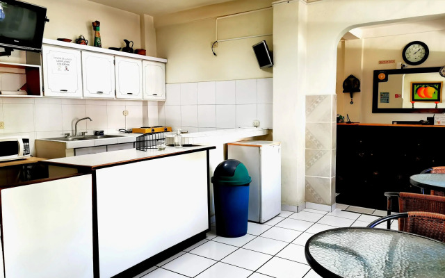 Hotel Armonía Hostal