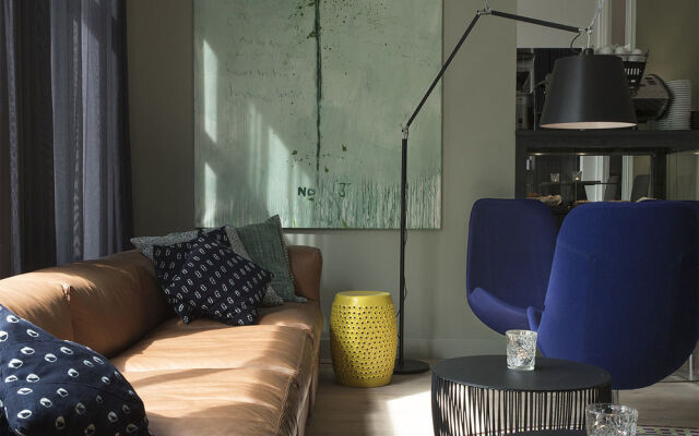 hotel Blue inspired by MANNA