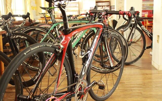 Dancinghouse chikichiki banban