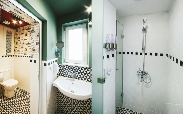 5 Vintage Guest House