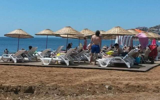 Deniz Kizi Otel