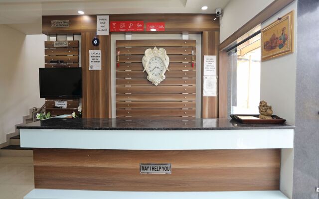 OYO 14593 Smart Rooms by Shree Vatika