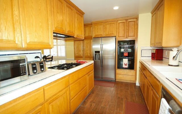 Minnie's - 6 Br Home