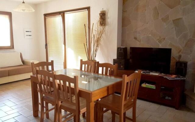 Apartment With 3 Bedrooms In Olia Speciosa With Furnished Terrace And Wifi 5 Km From The Beach