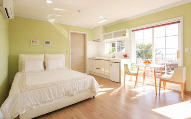 Jubilee Chalet
