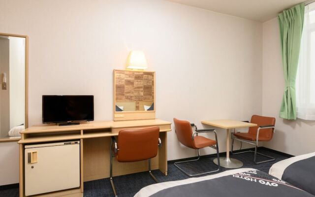 Oyo Ueda Station Hotel