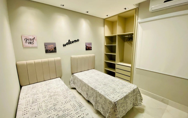 Apto Luxo C/ Vista Mar no Centro de Ubatuba