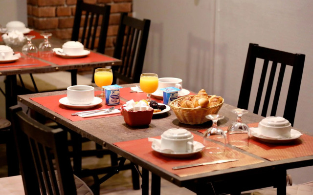 Hotel Paris Villette