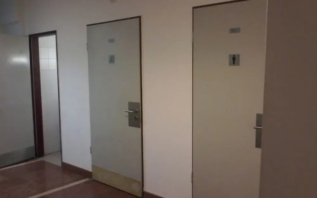 1st Apartments and Hostel