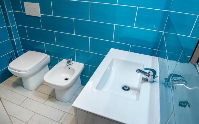 M126 - Marcelli, trilocale fronte mare in residence con piscina