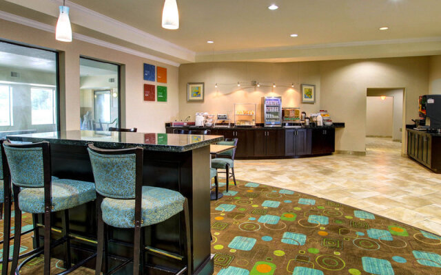Comfort Suites Hillsboro