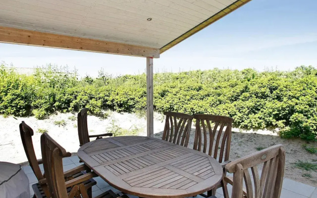6 Person Holiday Home in Lokken-by Traum