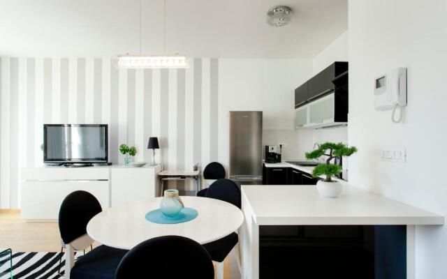 New luxury apartment Nives on seaside