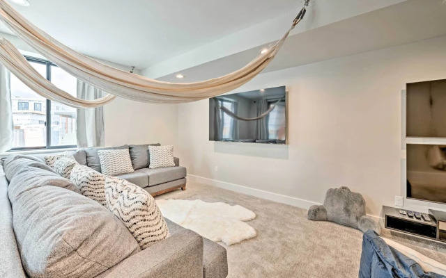 Newly-built Lakeside Gem w/ Community Perks!