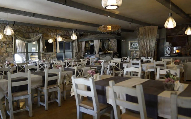 Village Park Resort & Spa