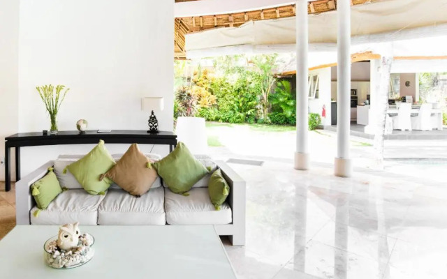 Villa Bliss